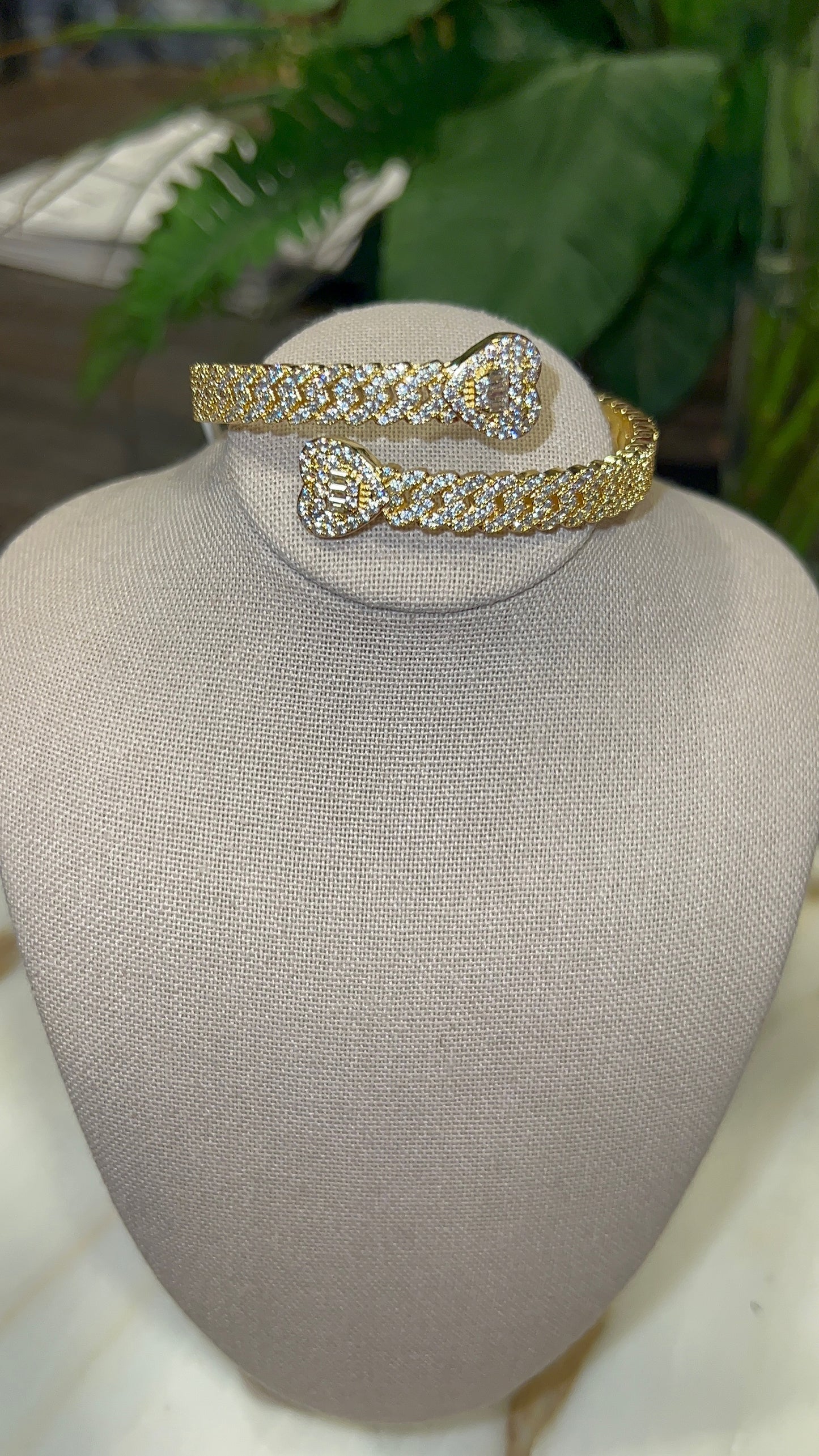 Cuban Link Heart Bracelet