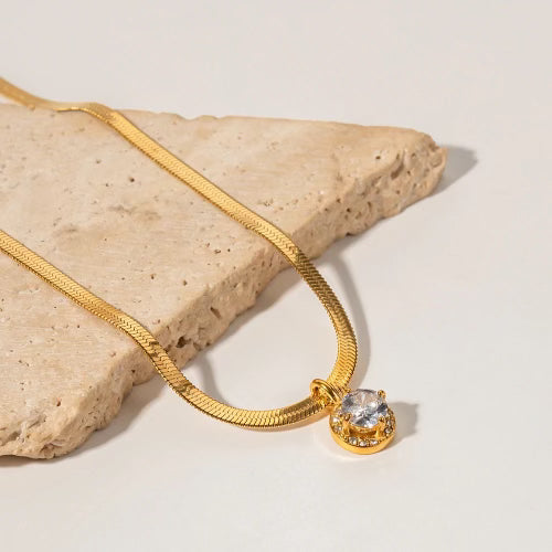 Eva Necklace