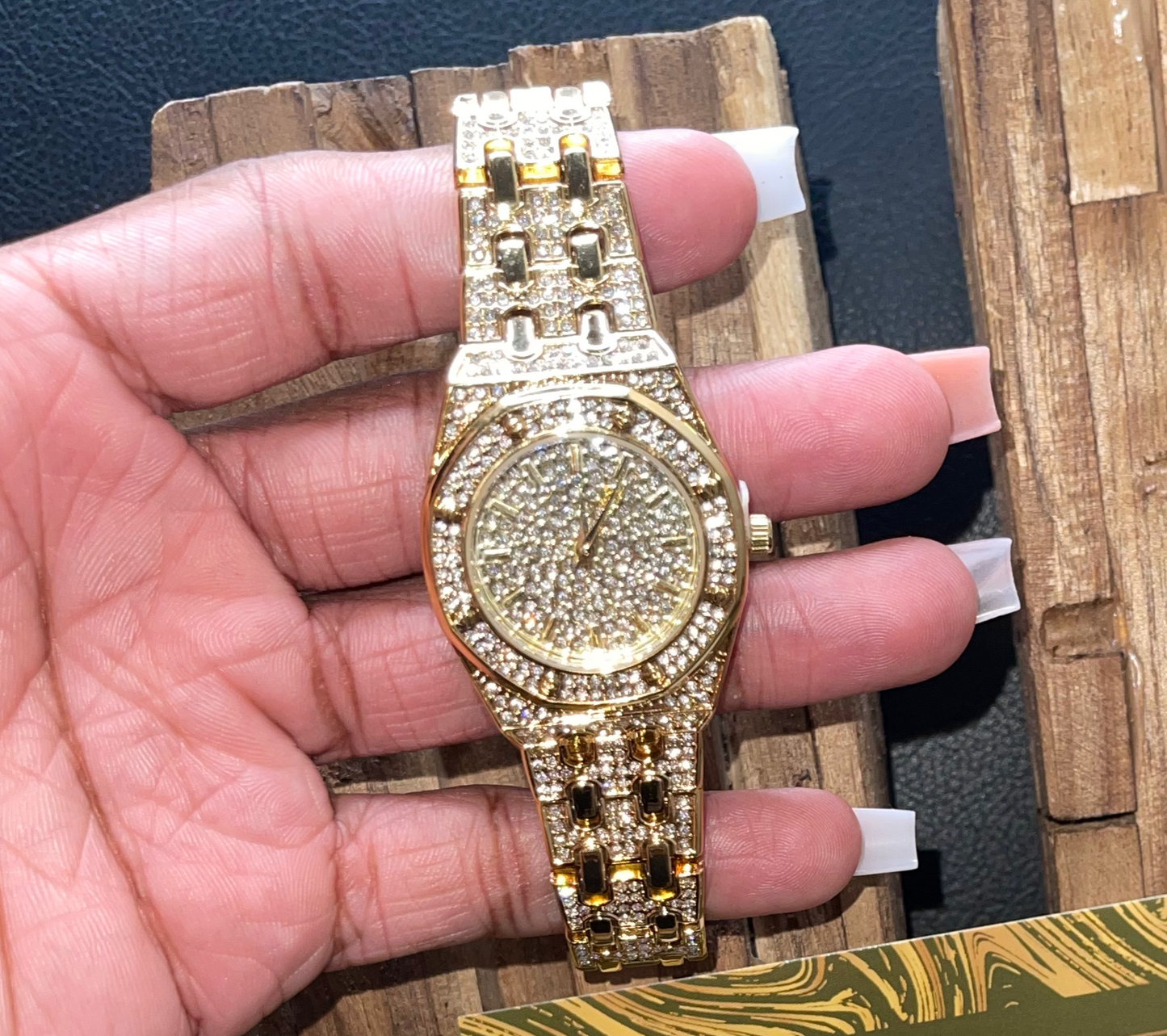 Crystal Watch