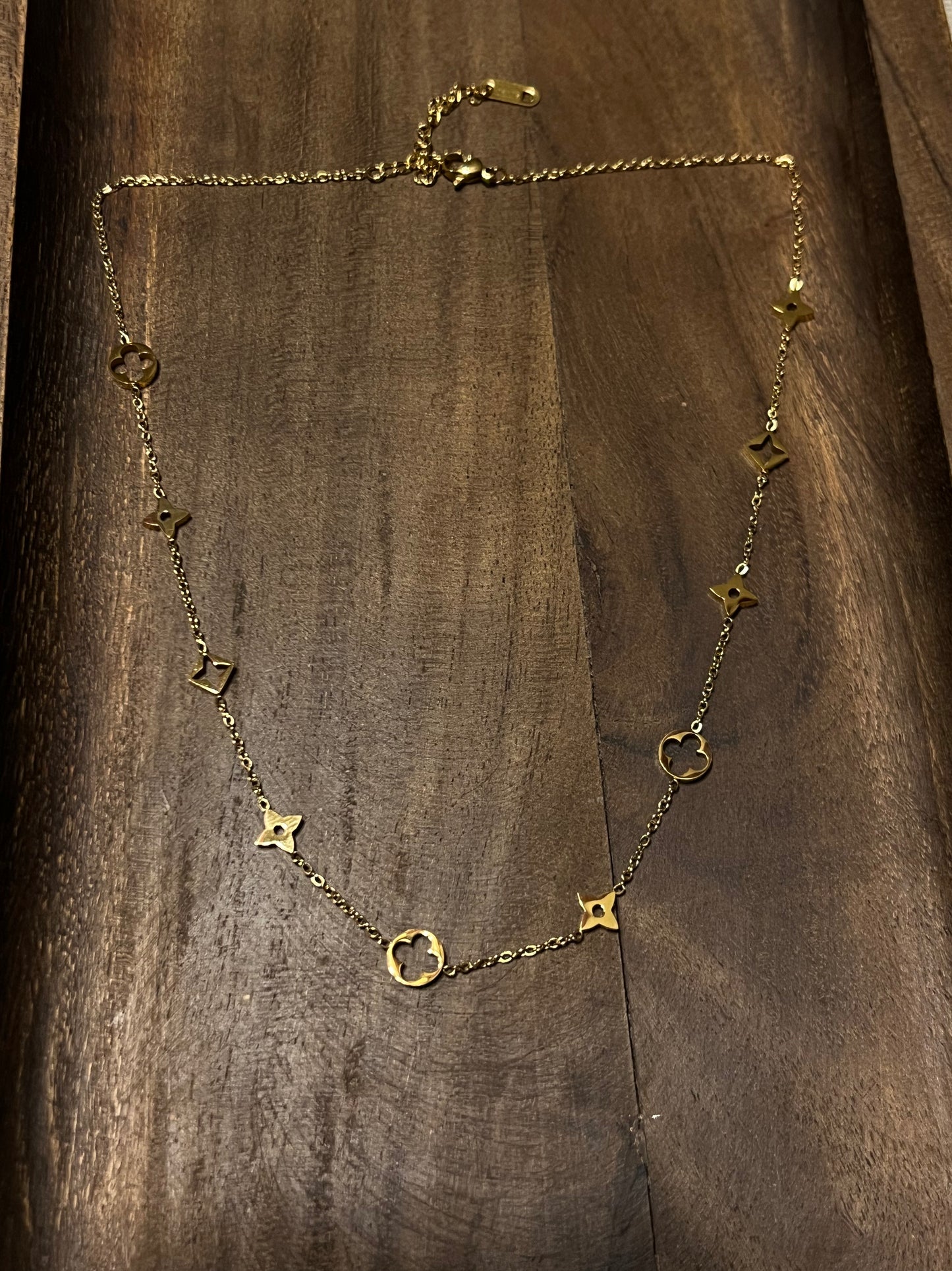 Chloé Necklace