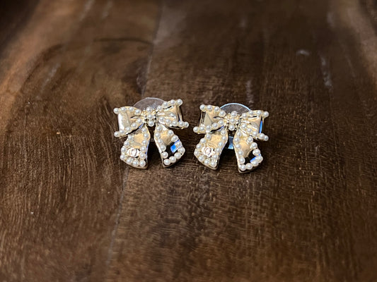 Jadé Bow-tie Earrings