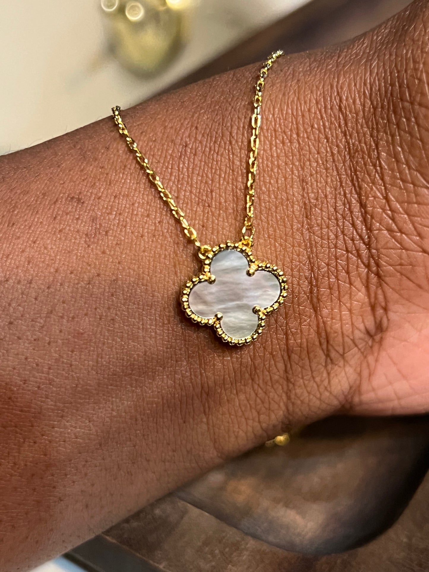 Scarlett Clover Necklace ~ Gold