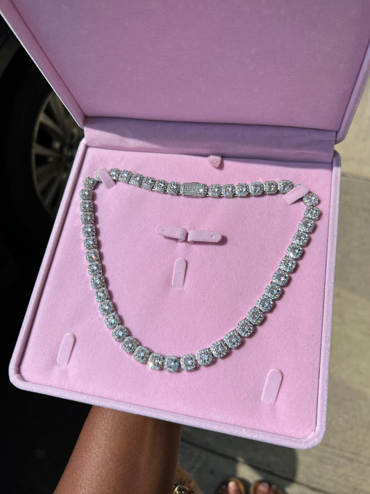 Too Icy Square Link Necklace