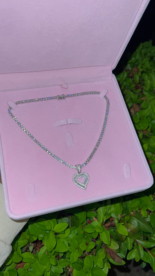 Dainty Heart Necklace